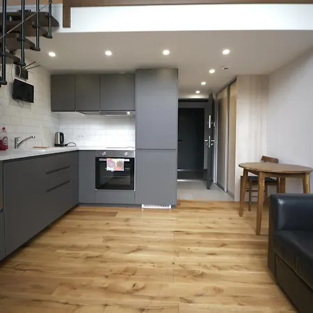 Kgb - 32, Stylish - 10 Mins Walk To Old Town *