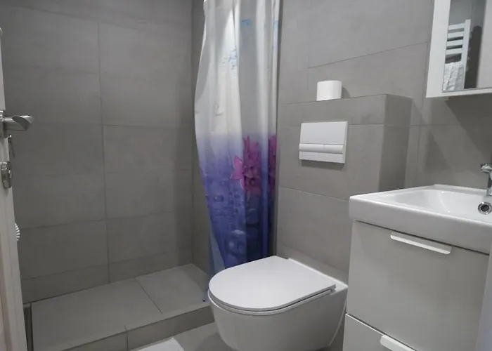 Appartement Kgb - 32, Stylish - 10 Mins Walk To Old Town *