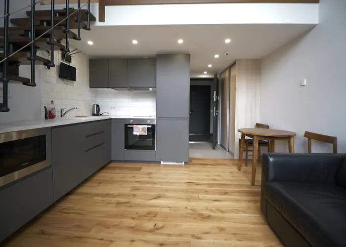 Kgb - 32, Stylish - 10 Mins Walk To Old Town *